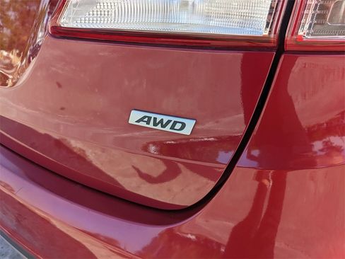 Used 2018 Hyundai Santa Fe SE image 13