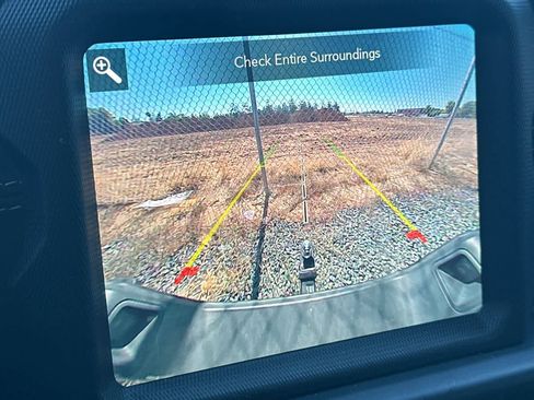 Used 2022 Jeep Gladiator Overland w/ Popular Equipment Package AWD/4WD image 21