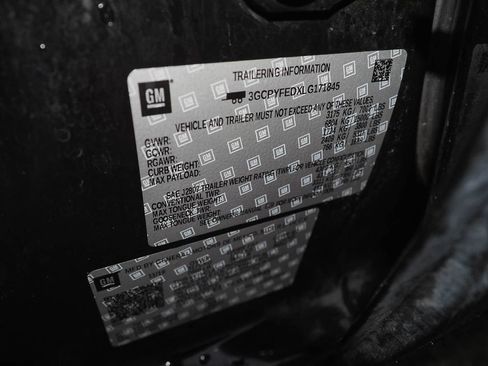 Used 2020 Chevrolet Silverado 1500 LT Trail Boss image 36