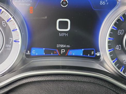 Used 2021 Chrysler 300 Touring L RWD image 41