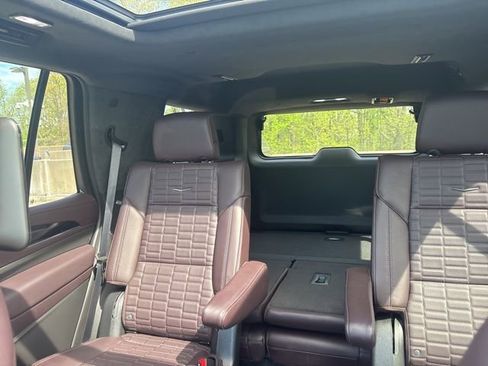 Used 2023 Cadillac Escalade V w/ Heavy-Duty Trailer Package image 5