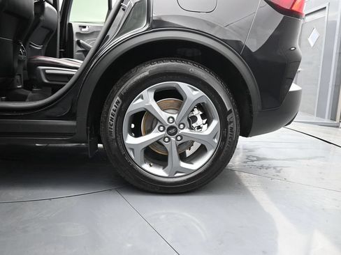 Used 2025 Ford Escape ST-Line FWD image 19