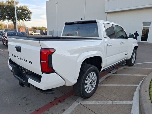Used 2024 Toyota Tacoma SR5 image 6