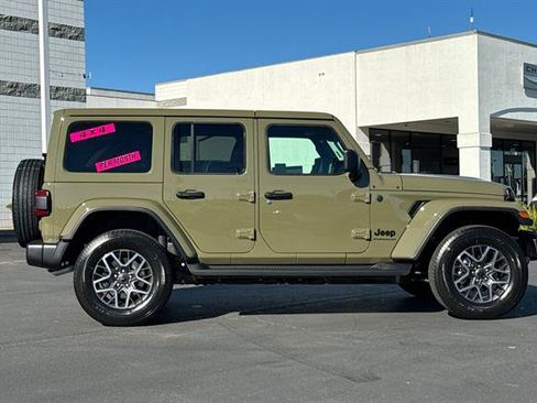 New 2026 Jeep Wrangler Unlimited Sahara AWD/4WD image 2