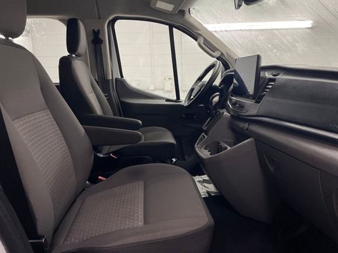 Certified 2022 Ford Transit 350 XLT image 29