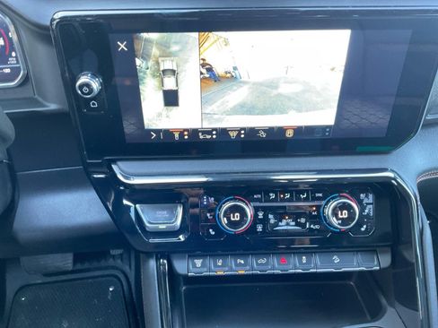 Certified 2024 GMC Sierra 2500 AT4 w/ AT4 Premium Plus Package AWD/4WD image 18