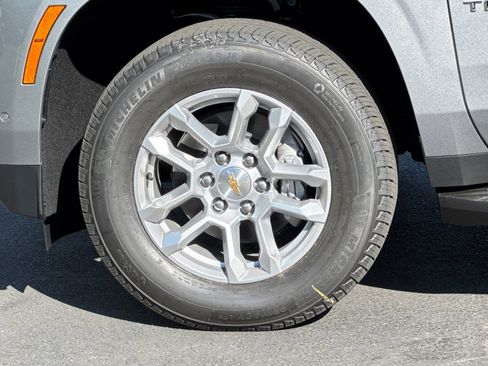 New 2026 Chevrolet Tahoe LT w/ Comfort Package AWD/4WD image 26