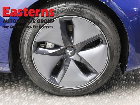 Used 2018 Tesla Model 3 Long Range image 29