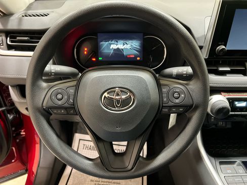 New 2025 Toyota RAV4 LE image 14