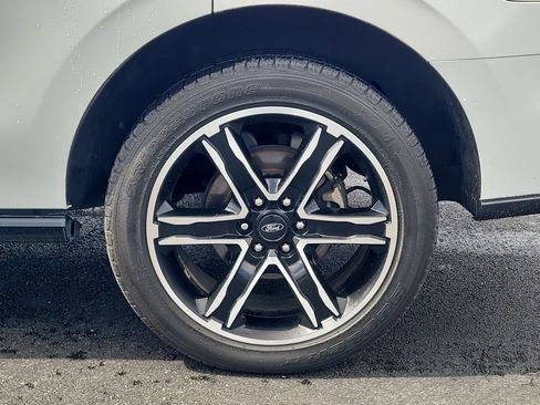 Used 2021 Ford Expedition Limited RWD image 32