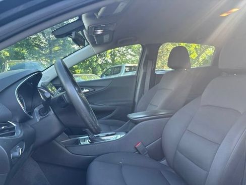Used 2019 Chevrolet Malibu LT w/ Driver Confidence Package FWD image 5