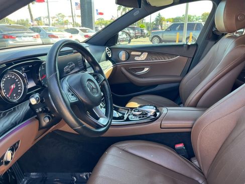Used 2017 Mercedes-Benz E 300 4MATIC image 24