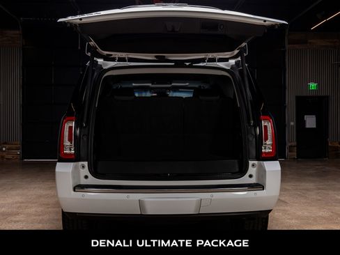 Used 2019 GMC Yukon Denali w/ Denali Ultimate Package image 8