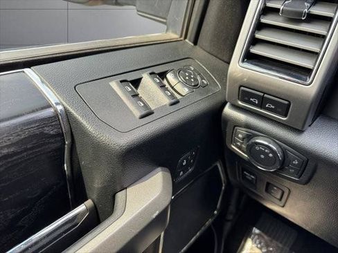 Used 2018 Ford F150 Platinum w/ Equipment Group 701A Luxury AWD/4WD image 68