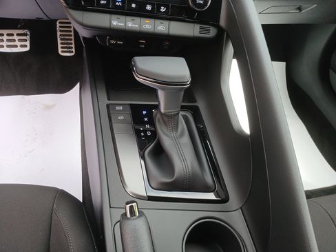 New 2025 Hyundai Elantra Sport w/ Cargo Package image 23