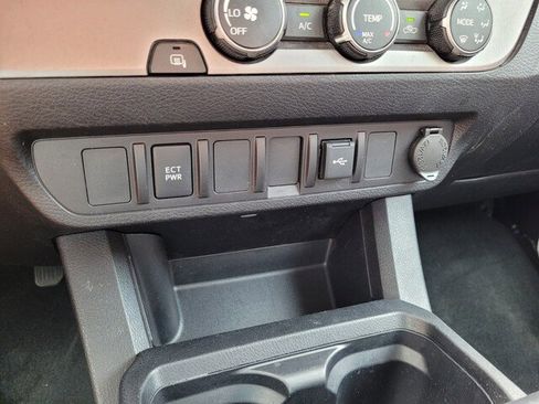 Certified 2023 Toyota Tacoma SR5 image 20