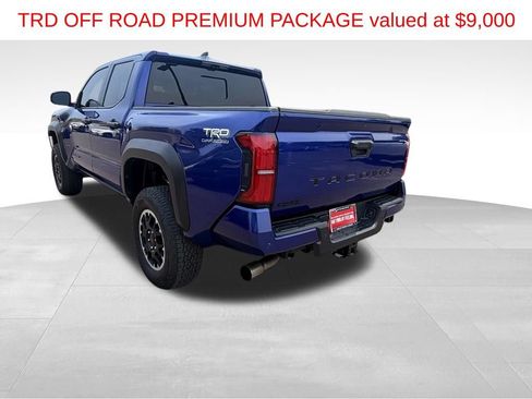 Certified 2025 Toyota Tacoma TRD Off-Road w/ TRD Off Road Premium Package AWD/4WD image 7