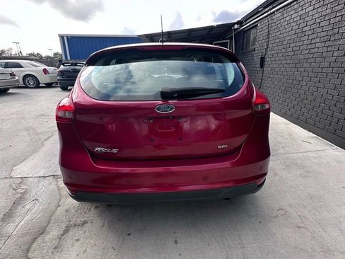 Used 2017 Ford Focus SEL image 7