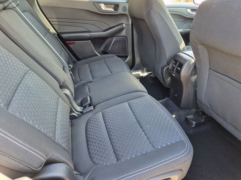 Used 2023 Ford Escape Active w/ Tech Pack #2 FWD image 18