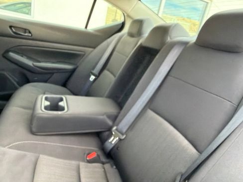 Used 2025 Nissan Altima 2.5 SV FWD image 34