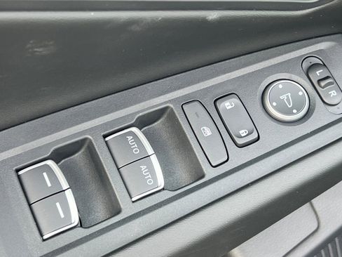 New 2026 Honda Accord EX-L image 11