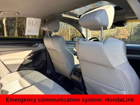 Used 2019 Honda Accord EX image 26