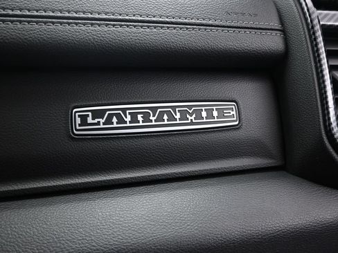 Used 2021 RAM 1500 Laramie AWD/4WD image 31