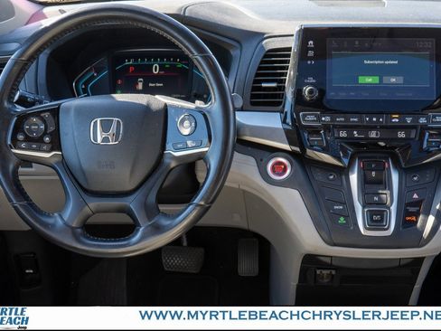 Used 2018 Honda Odyssey EX-L image 15