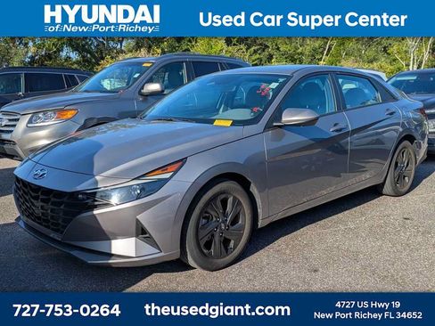 Certified 2023 Hyundai Elantra SEL FWD image 1