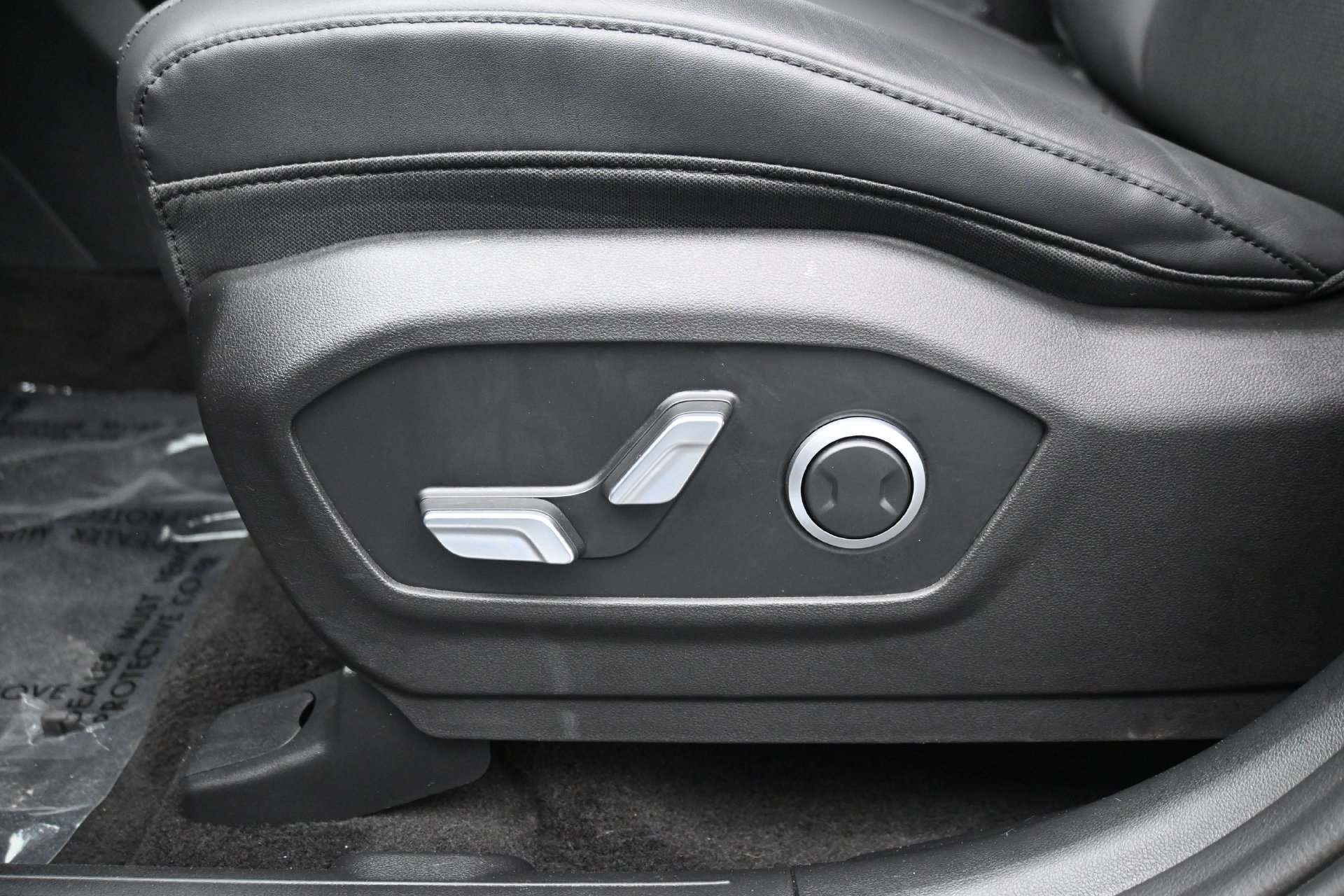 Certified 2026 Hyundai Santa Fe SEL AWD/4WD image 24