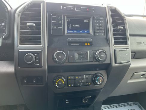 Used 2019 Ford F250 XL w/ Power Equipment Group image 12