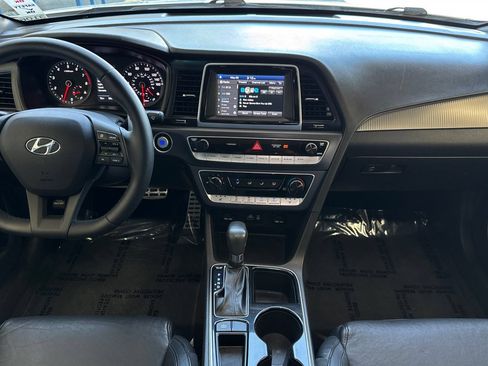 Used 2018 Hyundai Sonata Sport FWD image 13