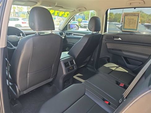 Used 2023 Volkswagen Atlas SE FWD image 12