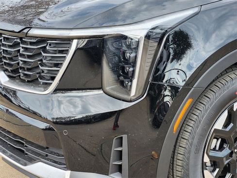 New 2026 Kia Sorento S image 6