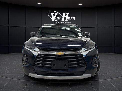 Used 2021 Chevrolet Blazer LT AWD/4WD image 2
