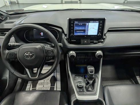 Used 2021 Toyota RAV4 XSE image 18