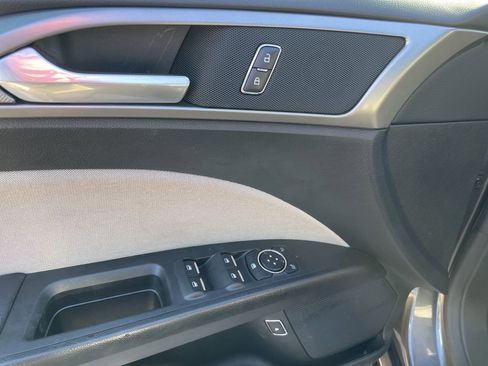 Used 2018 Ford Fusion S image 6