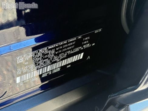 Used 2025 Toyota RAV4 XLE image 33