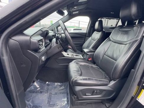Used 2021 Ford Explorer ST w/ Equipment Group 401A AWD/4WD image 18