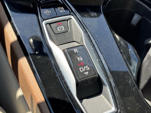 Used 2025 Audi A5 2.0T Premium AWD/4WD image 26