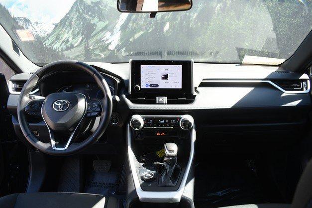 Certified 2024 Toyota RAV4 SE AWD/4WD image 18