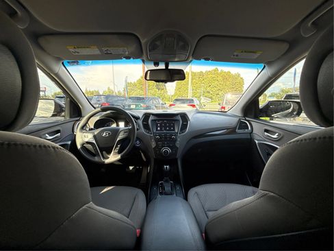 Used 2018 Hyundai Santa Fe Sport w/ 2.4L Value Package 02 FWD image 25