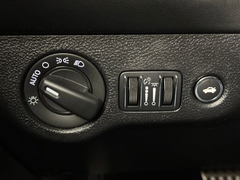 Used 2023 Dodge Challenger R/T Scat Pack image 33