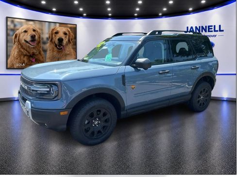 Used 2025 Ford Bronco Sport Badlands w/ Badlands Tech Package AWD/4WD image 1
