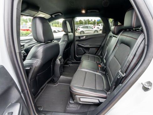 New 2026 Ford Escape ST-Line w/ Cold Weather Package FWD image 17