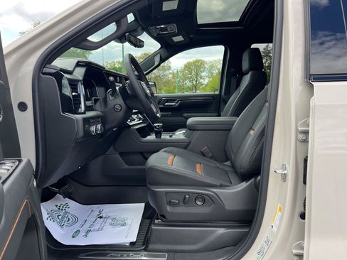 New 2026 GMC Sierra 1500 AT4 w/ AT4 Premium Package AWD/4WD image 22