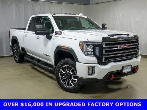 Used 2022 GMC Sierra 2500 AT4 w/ AT4 Preferred Package image 2