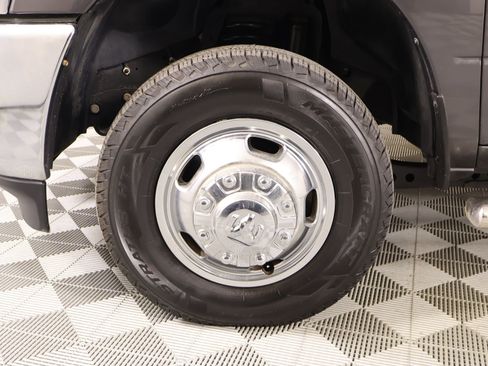 Used 2024 RAM 3500 Tradesman w/ Chrome Appearance Group image 15