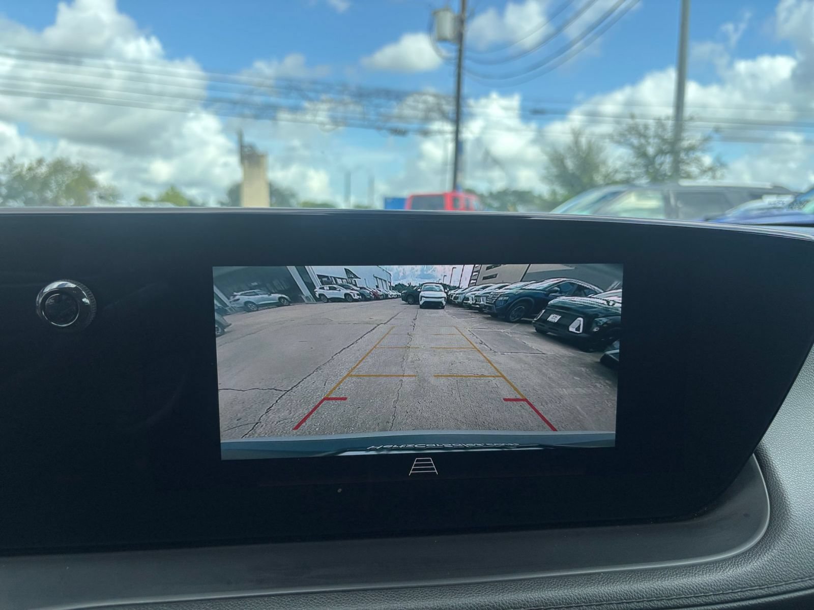 Used 2025 Buick Encore GX Preferred AWD/4WD image 20