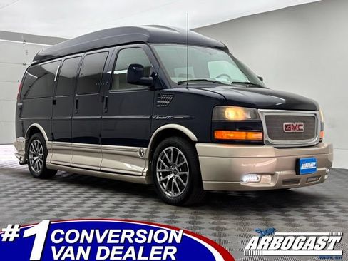 Used 2013 GMC Savana 1500 RWD image 1